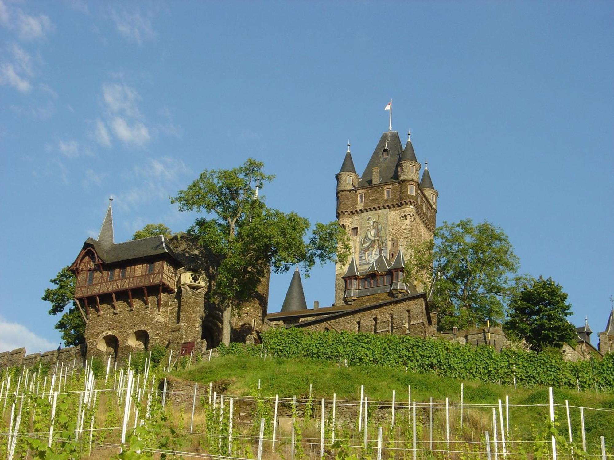Living In The Historic Cochem Old Town Apartment Exterior photo